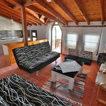 Emre Apart Terrace شقة
